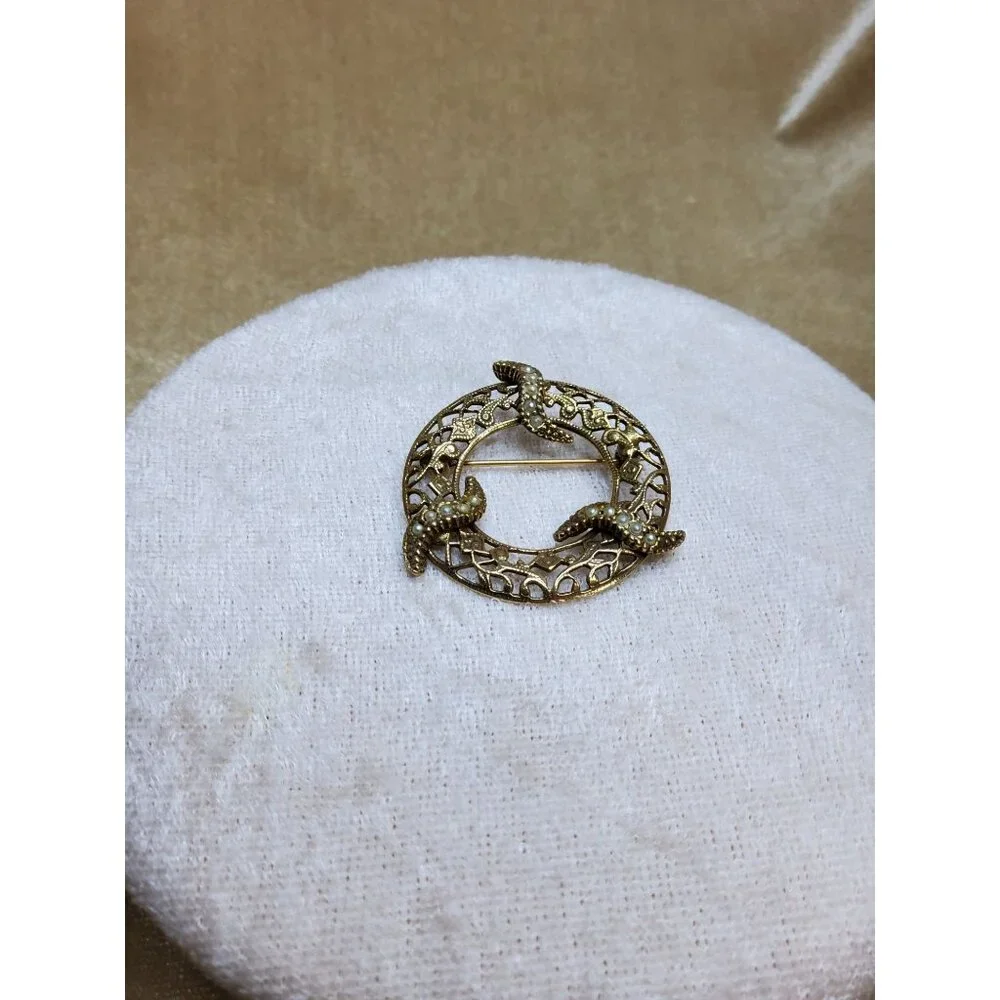 Vintage Goldtone Faux Seed Pearl Filigree Circle / Wreath Brooch/ Pin